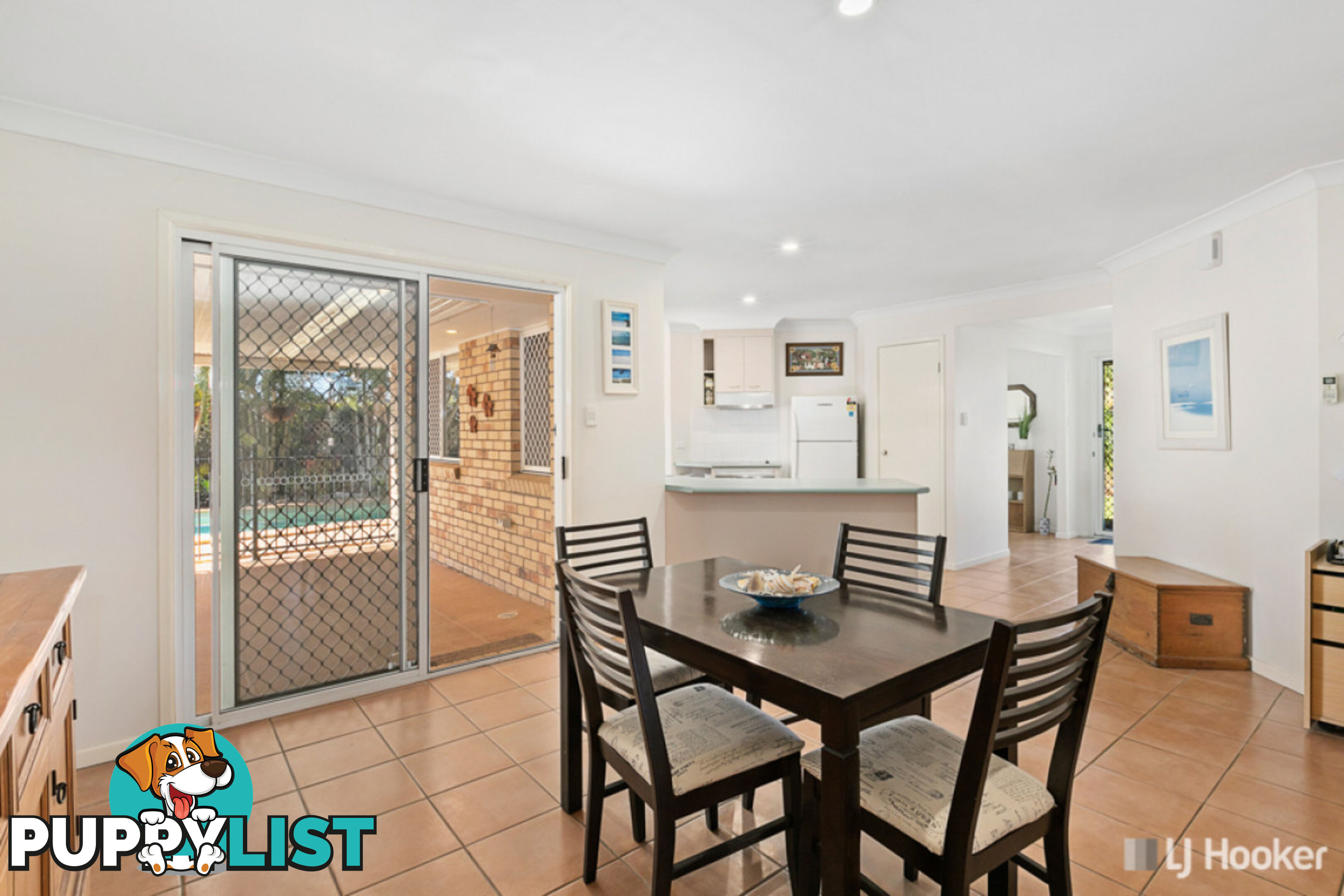 19 Achterberg Place VICTORIA POINT QLD 4165