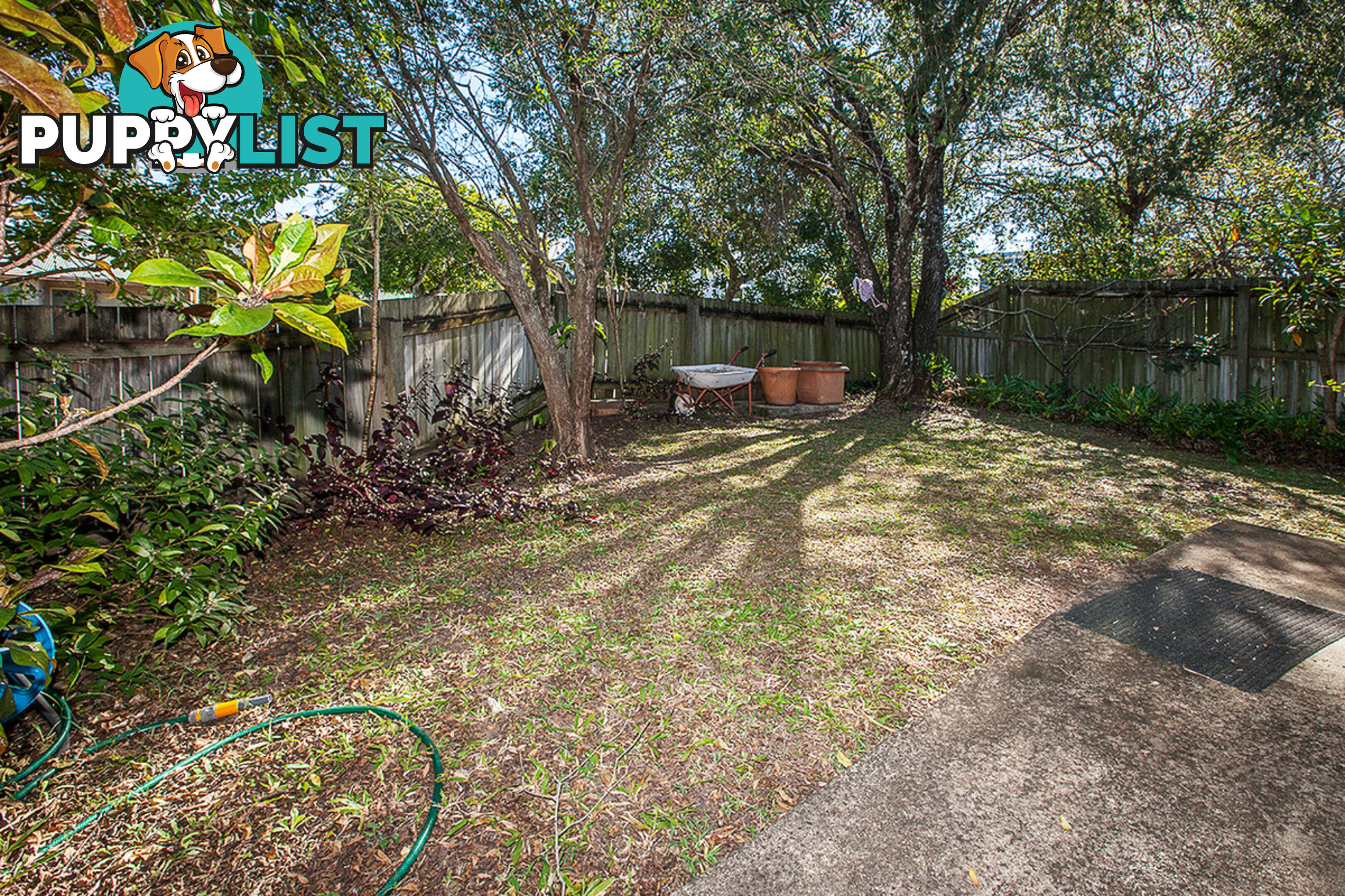 1/94 Chestnut Street WYNNUM QLD 4178