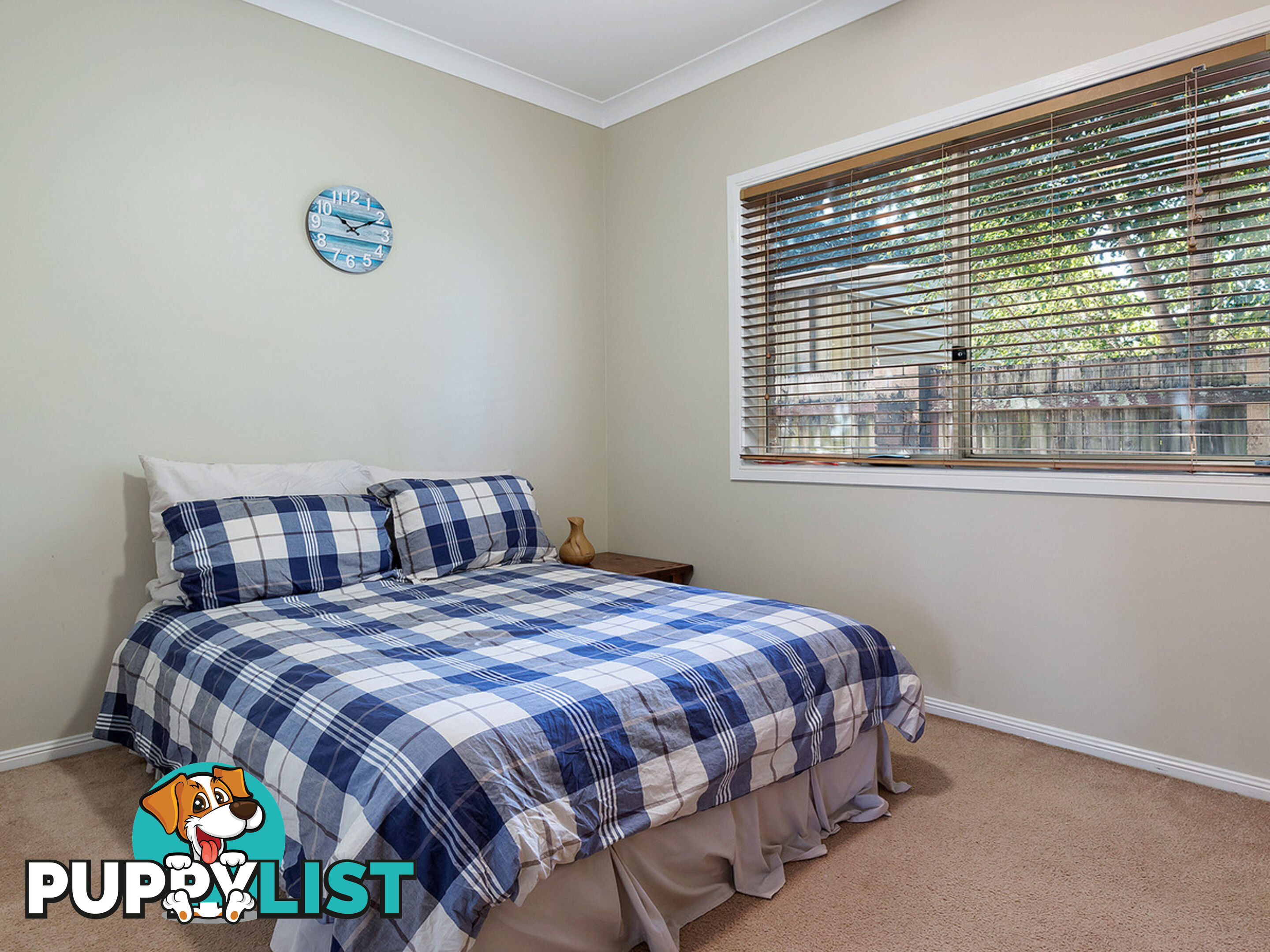 79 Queen Street REDLAND BAY QLD 4165