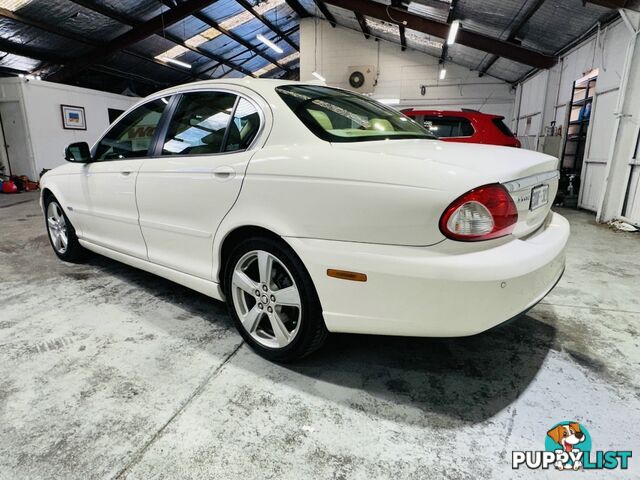 2009  JAGUAR X-TYPE LE X400 MY09 SEDAN