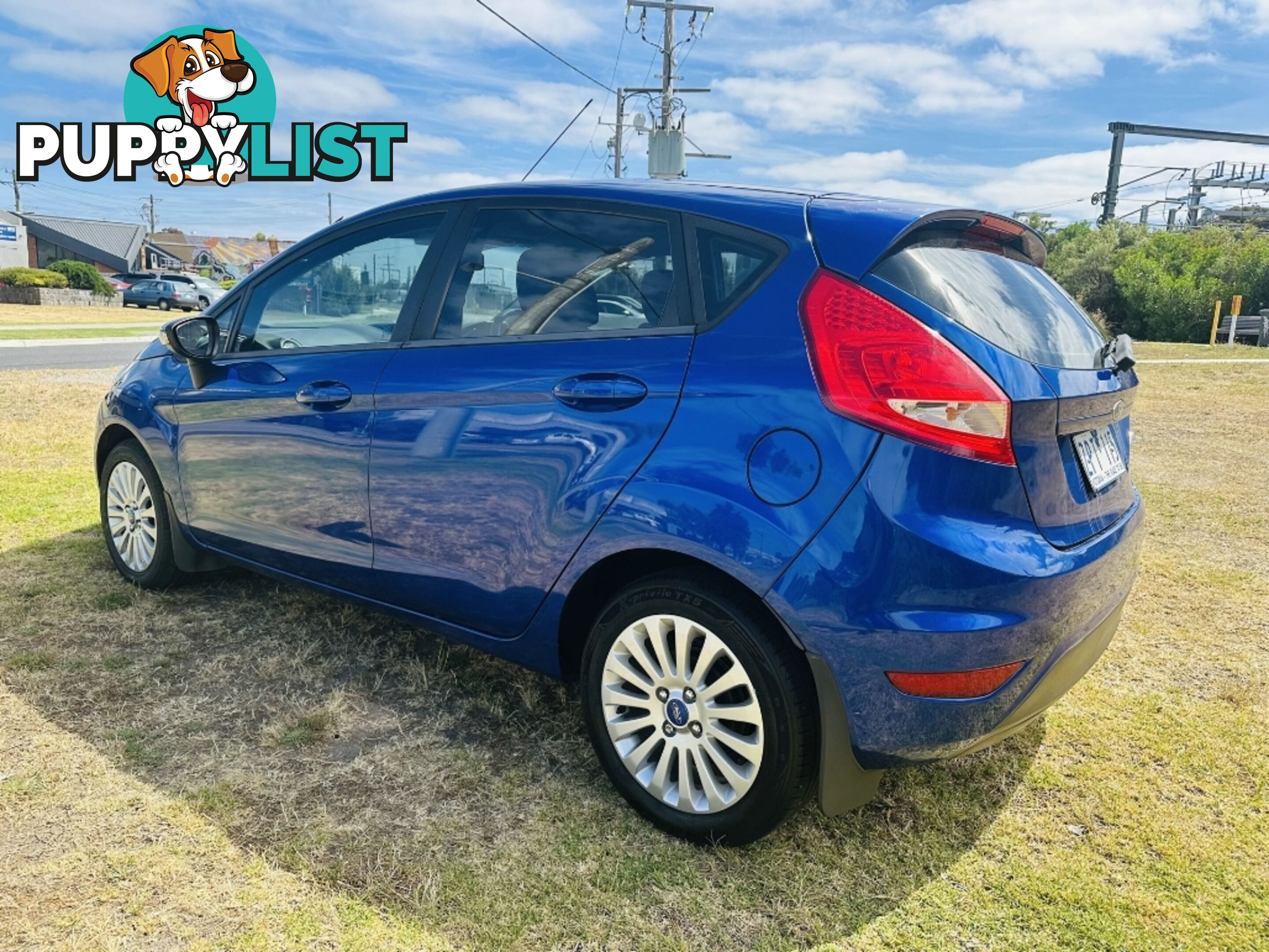 2013  FORD FIESTA LX WT HATCHBACK