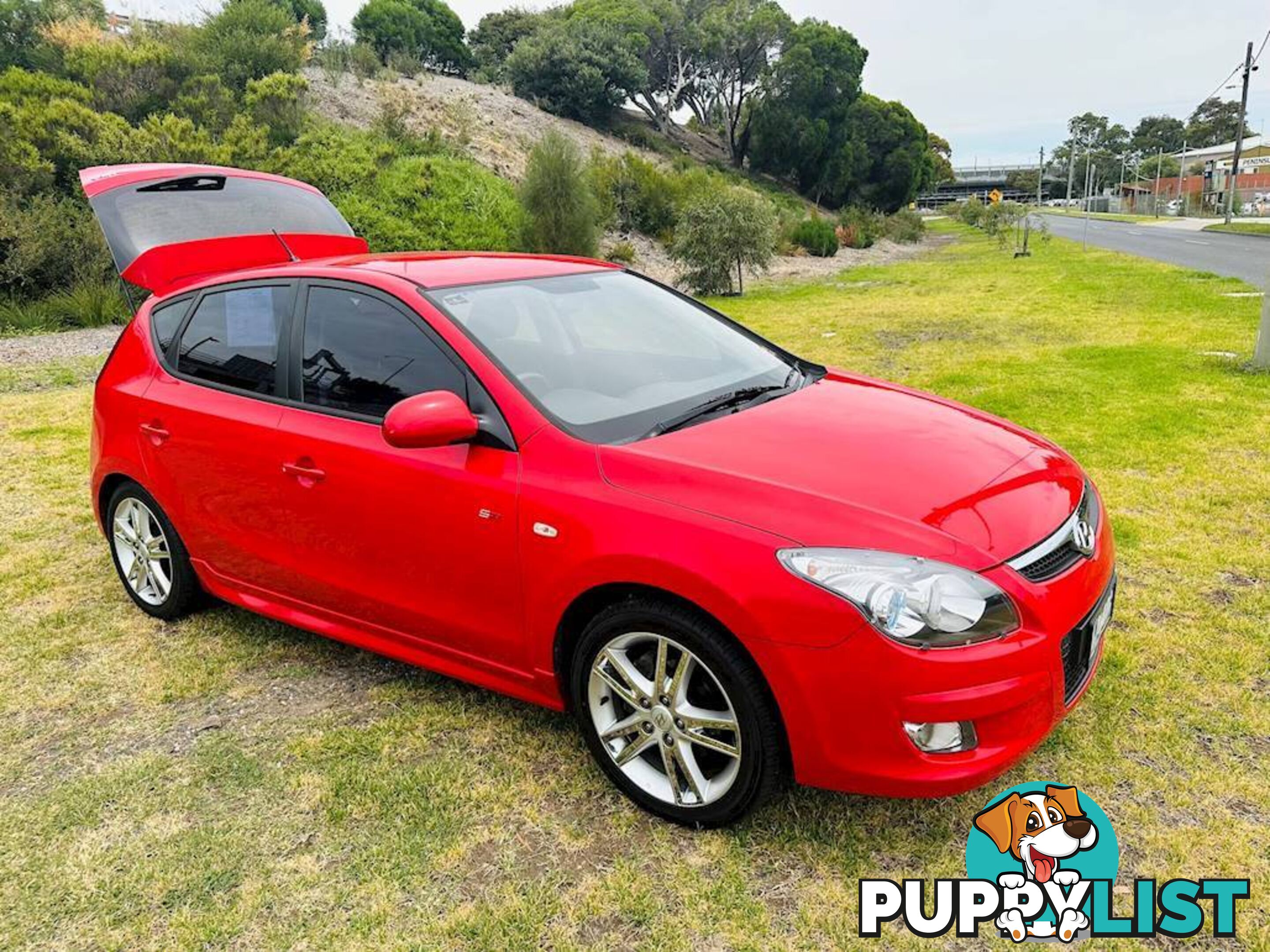 2011  HYUNDAI I30 SR FD MY11 HATCHBACK