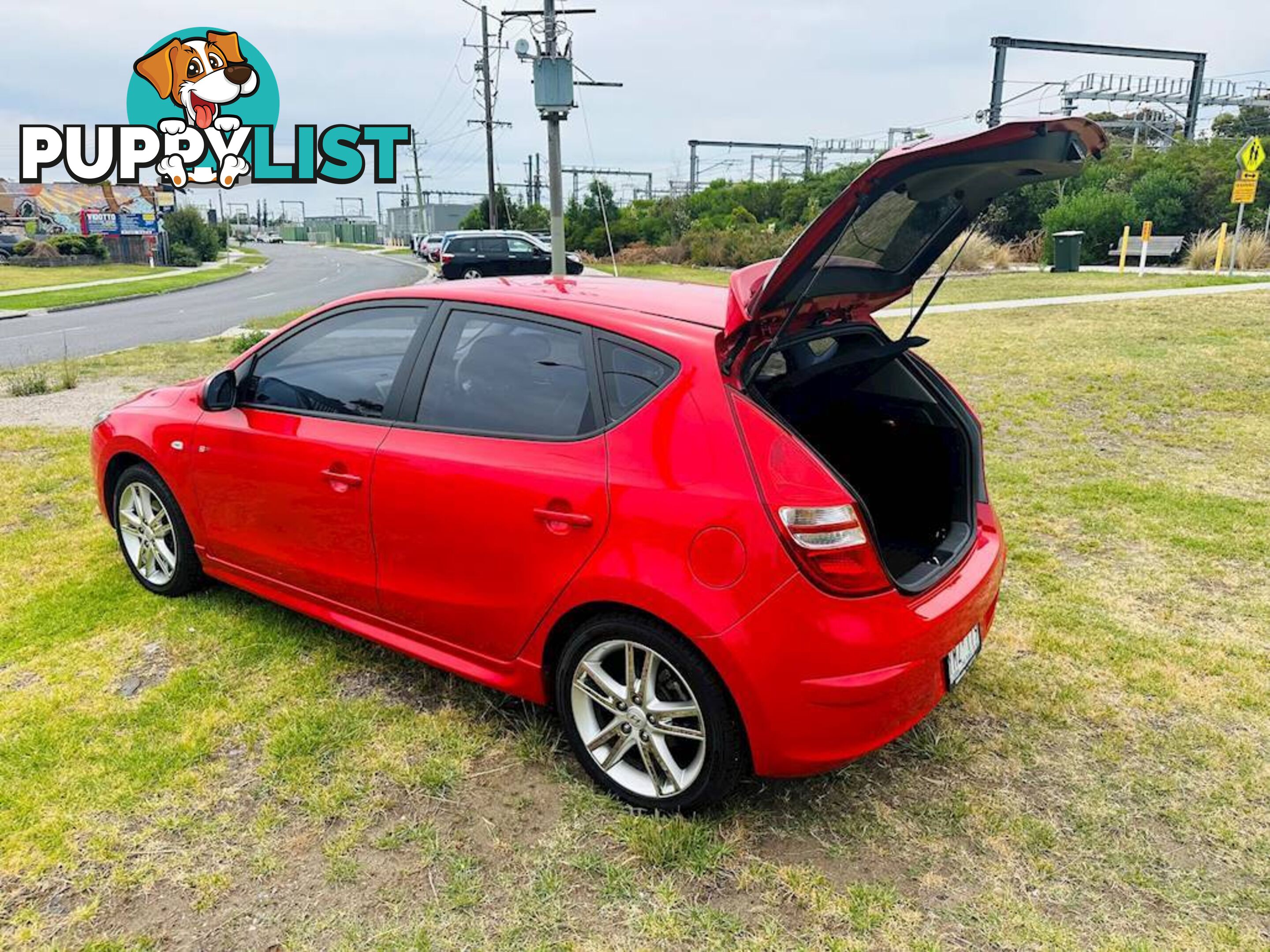 2011  HYUNDAI I30 SR FD MY11 HATCHBACK