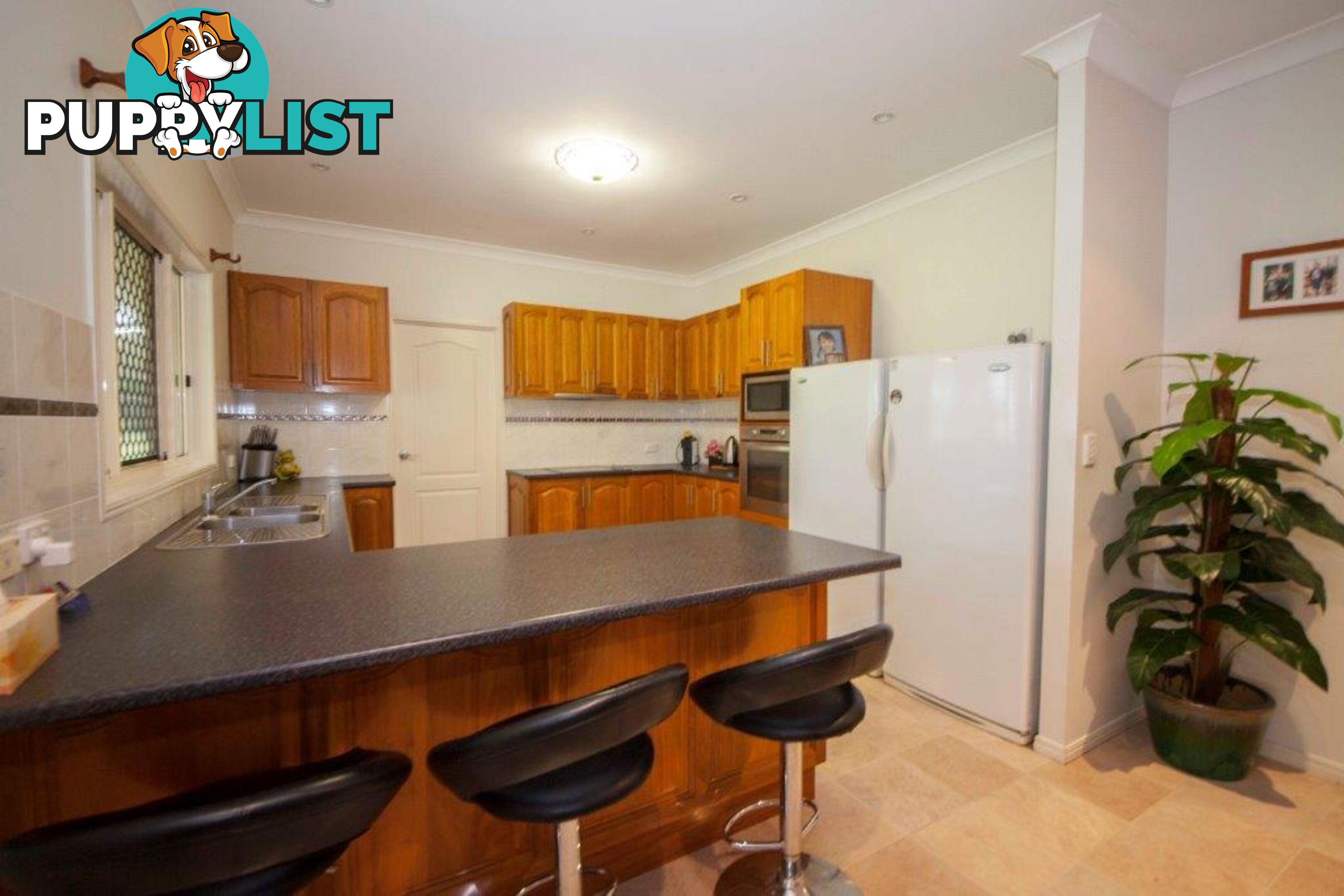 616 Maryborough Biggenden Rd Oakhurst QLD 4650