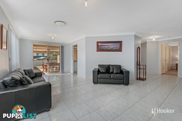 11 Guernsey Way STANHOPE GARDENS NSW 2768