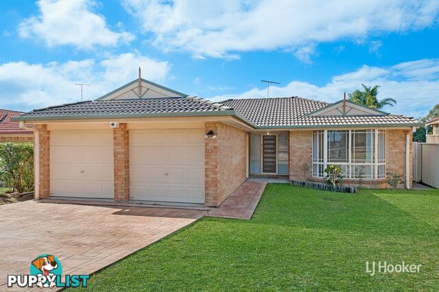 11 Guernsey Way STANHOPE GARDENS NSW 2768