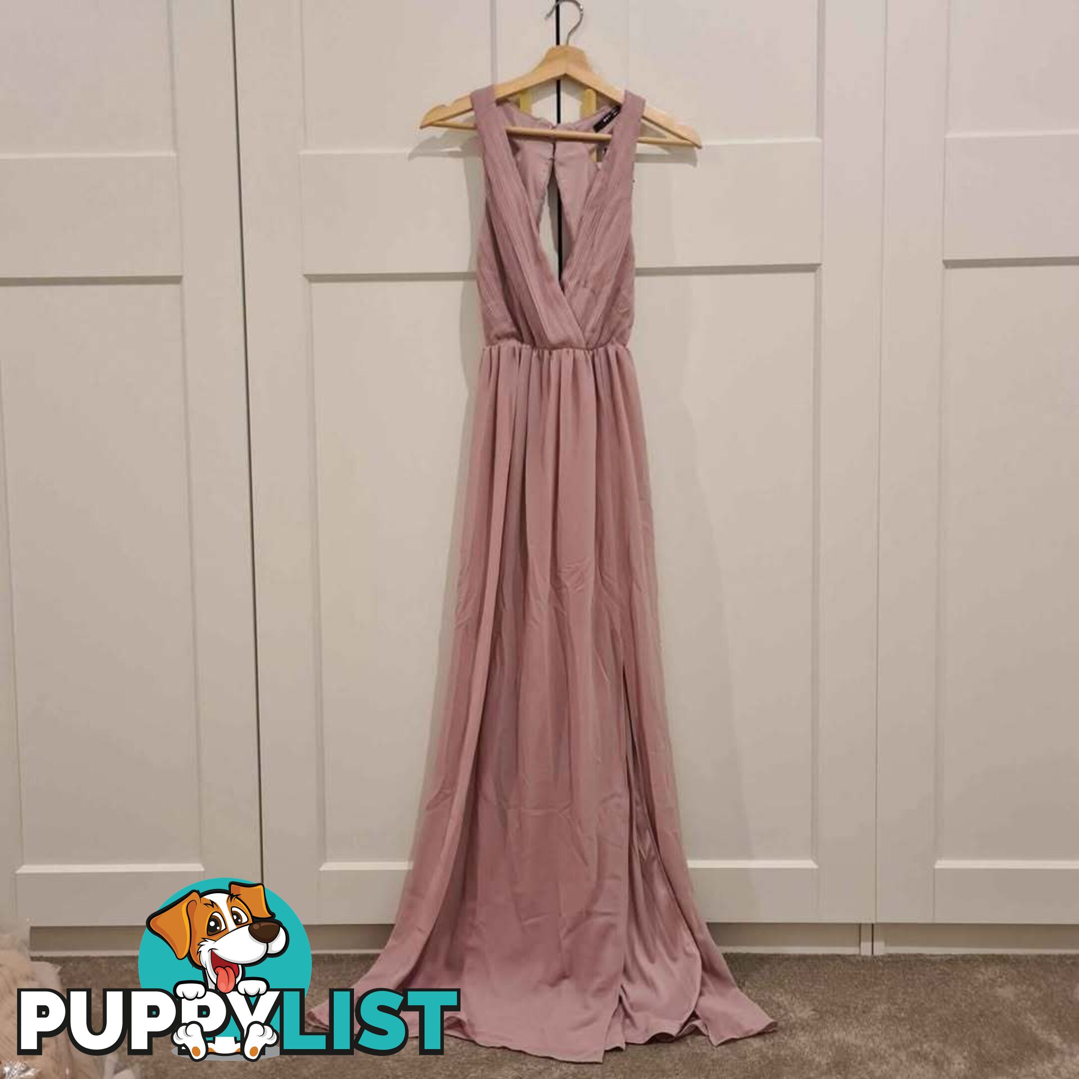 BRAND NEW 15X ASOS Bridesmaid Dresses in pink / BLUSH - sizes 8 and 10 (worth over $600+)