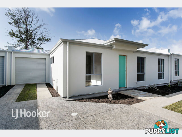 4/8 Wakelin Terrace O'SULLIVAN BEACH SA 5166