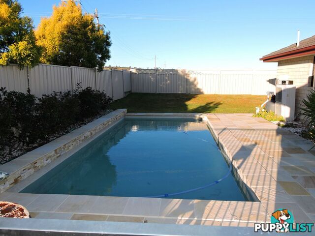 1 Iceberg Court WARWICK QLD 4370