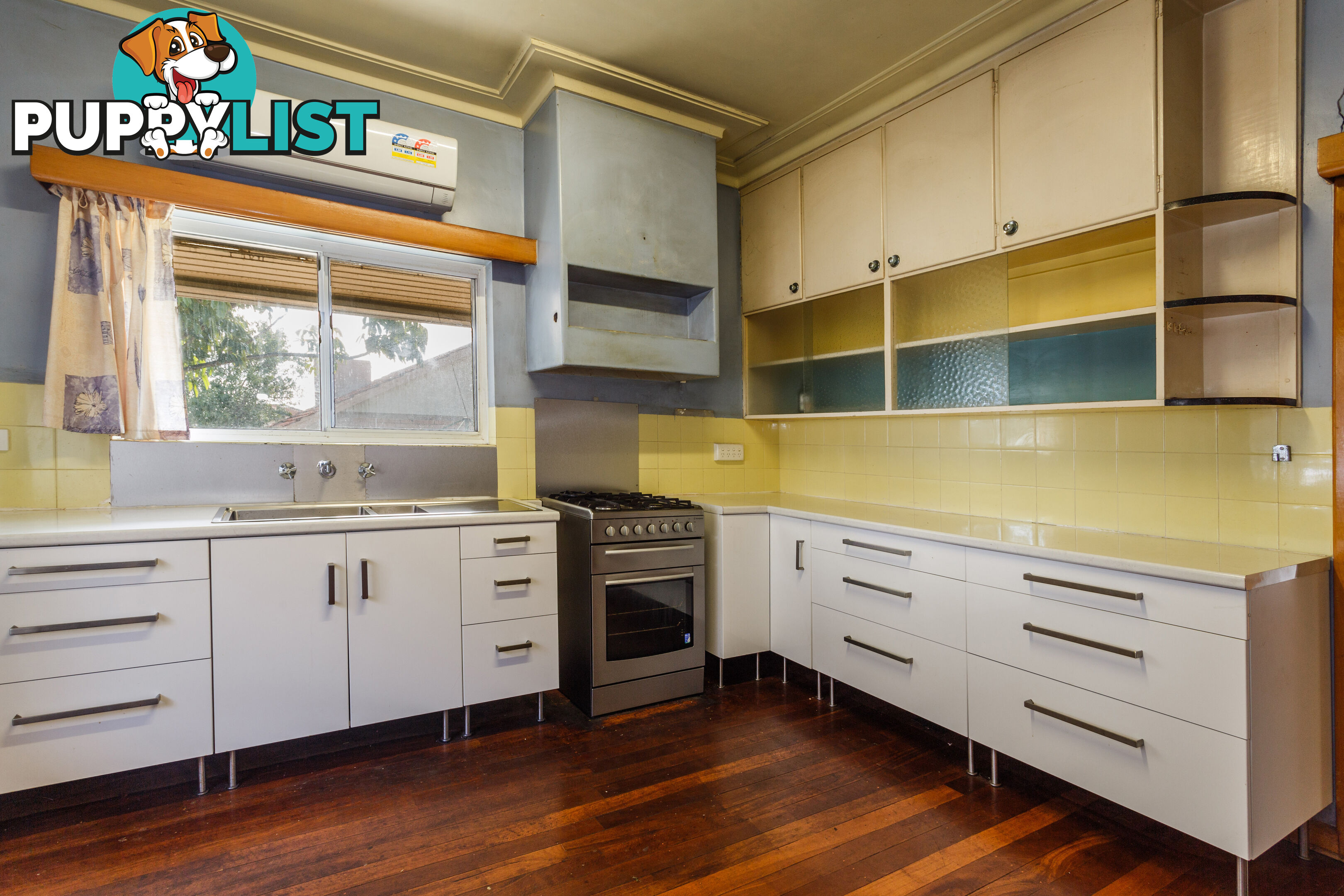 8 Fifth Street BICTON WA 6157