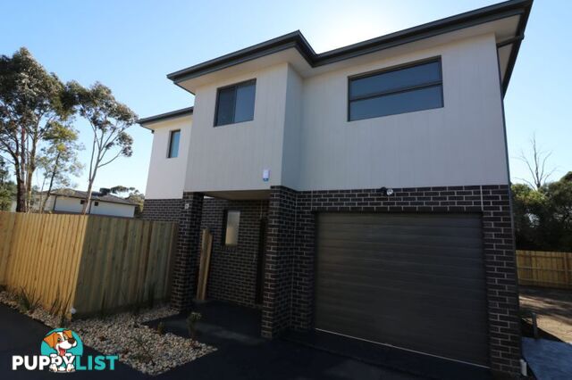 13/114-116 Kennington Park  Drive Endeavour Hills VIC 3802