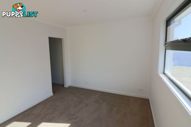 13/114-116 Kennington Park  Drive Endeavour Hills VIC 3802