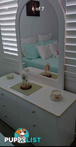 Bedroom Furniture 6 Draw Bedroom Chest With Mirror, 2 Bedside Tables, Queen Bedhead