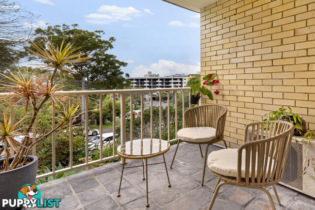 2/15 Burne Avenue DEE WHY NSW 2099