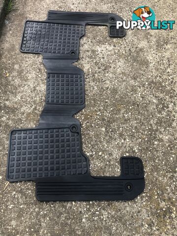 landrover discovery 3 rear rubber floor matts