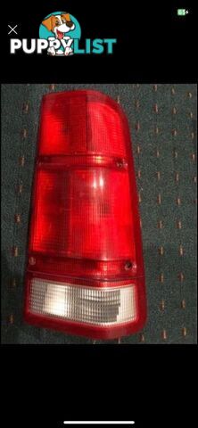 landrover discovery 2 rhs rear tail light