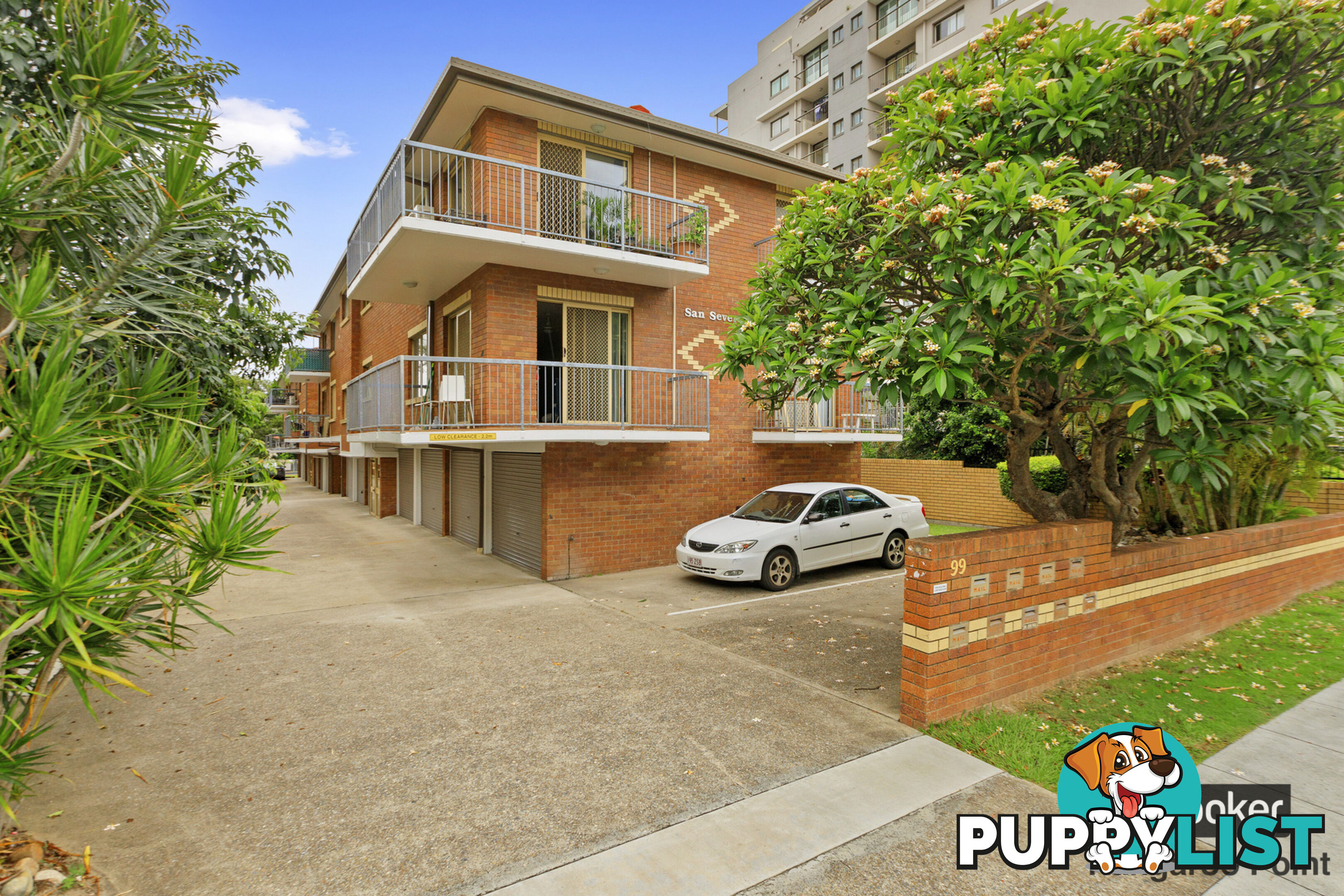 2/99 Thorn Street KANGAROO POINT QLD 4169