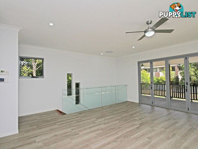 54 Kingfisher Lane EAST BRISBANE QLD 4169