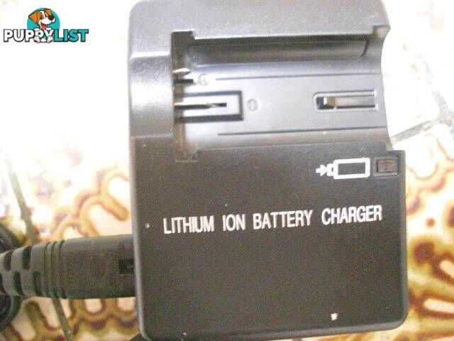 Ricoh DB-50 Battery + Genuine Ricoh BJ-5 DB50 Klic-8000 Charger