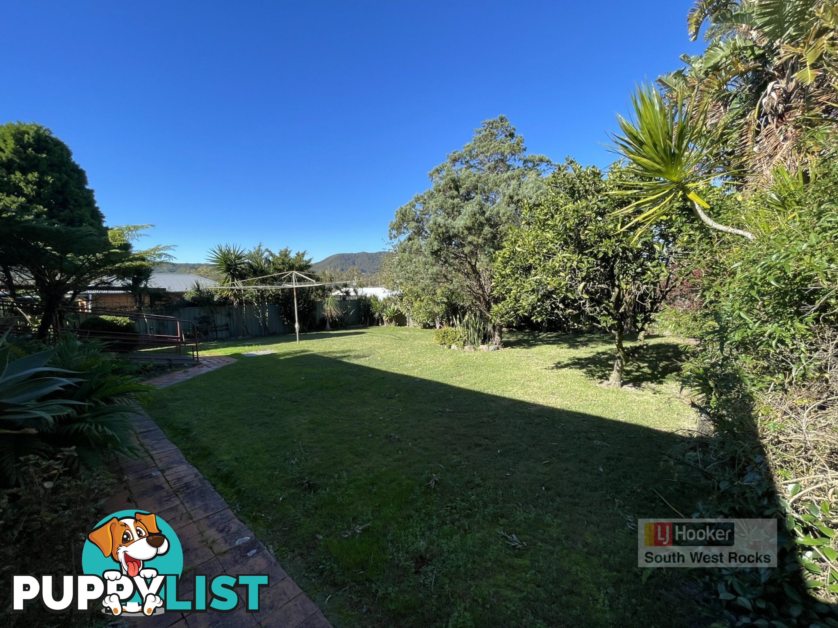 7 Emanuel Crescent SOUTH WEST ROCKS NSW 2431