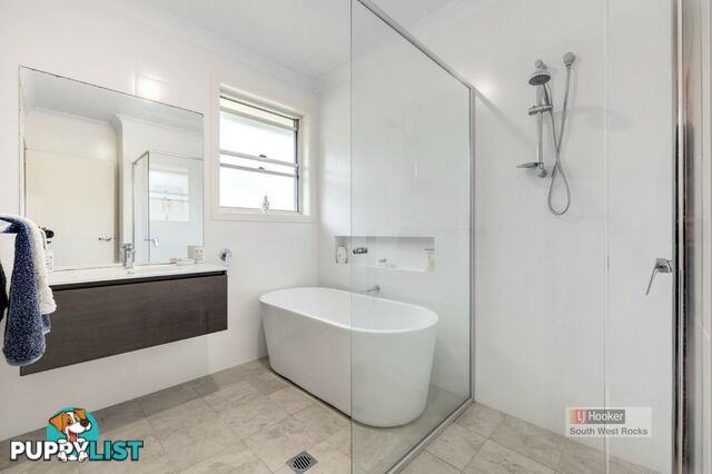 5 Leslie Place SOUTH WEST ROCKS NSW 2431