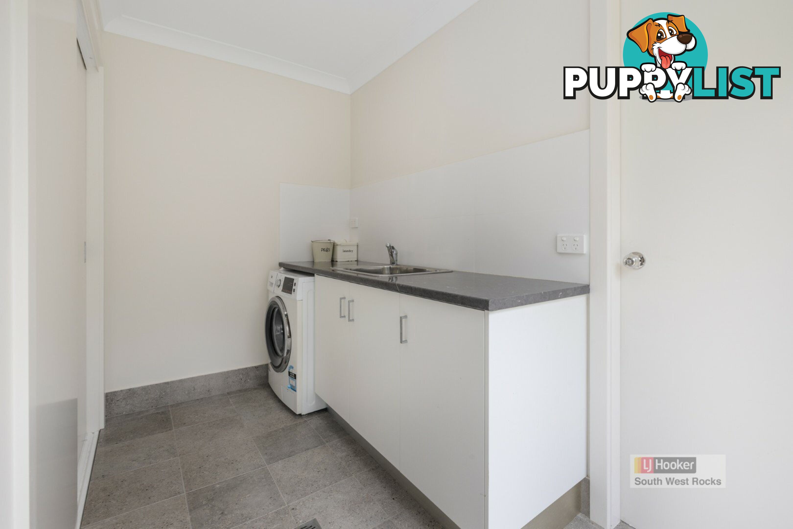 5 Leslie Place SOUTH WEST ROCKS NSW 2431