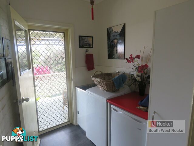 35 Simpson Street SOUTH WEST ROCKS NSW 2431