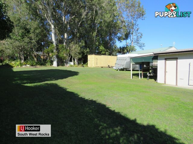 4 Bruce Field Street SOUTH WEST ROCKS NSW 2431