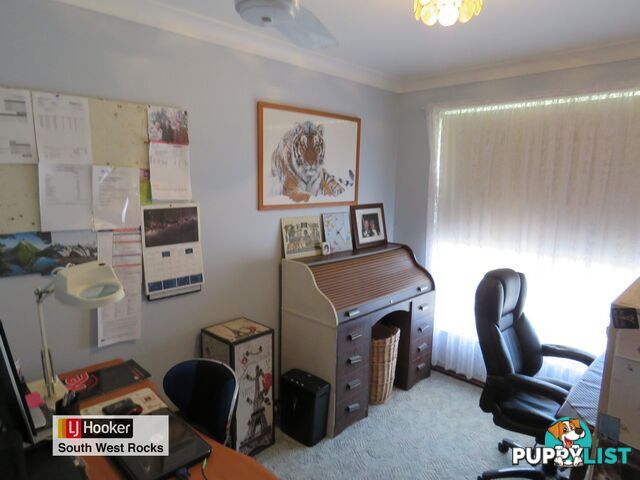 4 Bruce Field Street SOUTH WEST ROCKS NSW 2431