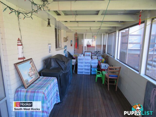 4 Bruce Field Street SOUTH WEST ROCKS NSW 2431