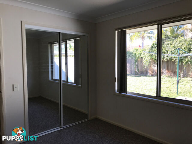 4 Skyhawk Avenue HAMLYN TERRACE NSW 2259