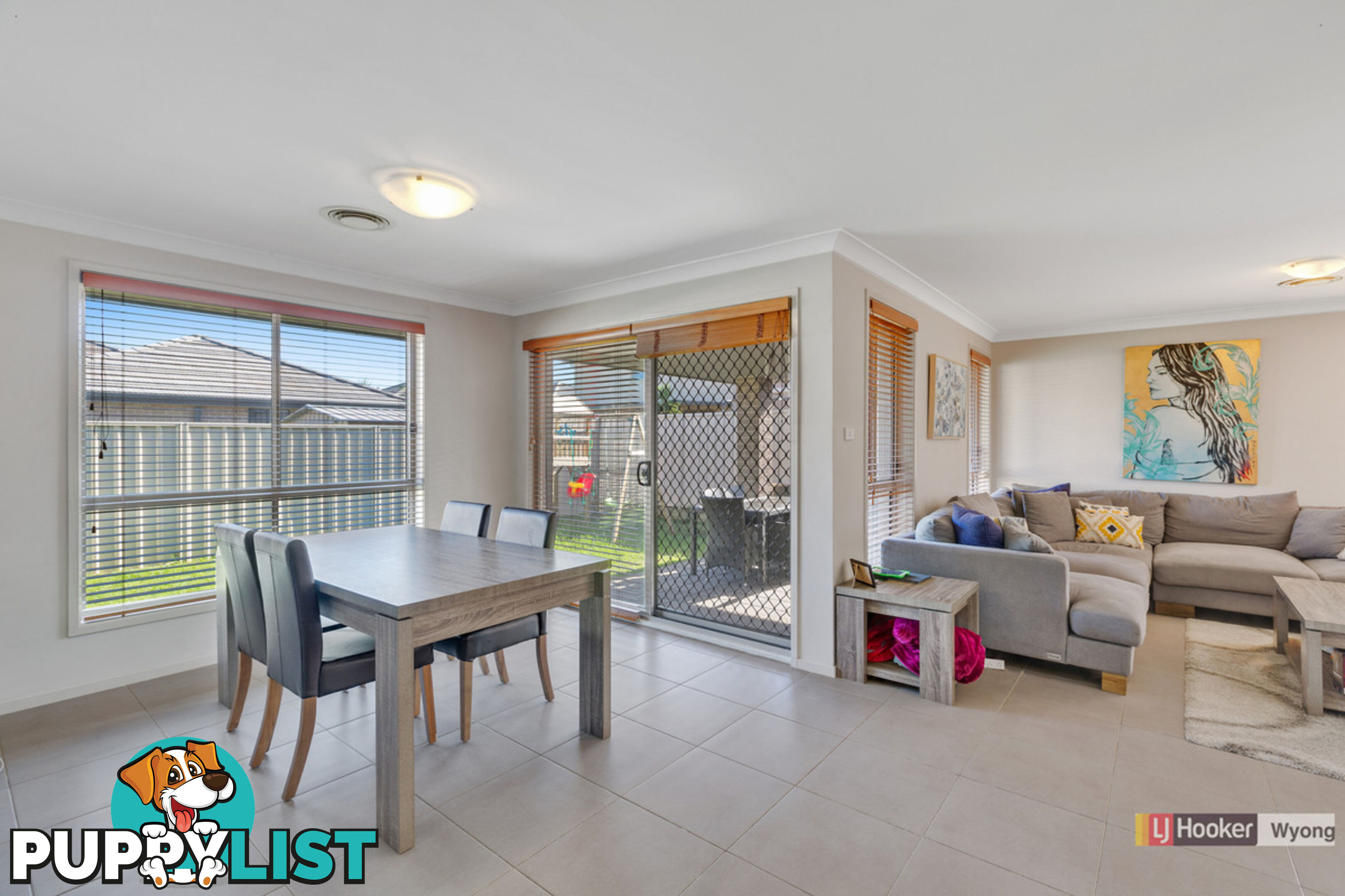 30 Wakool Crescent WOONGARRAH NSW 2259