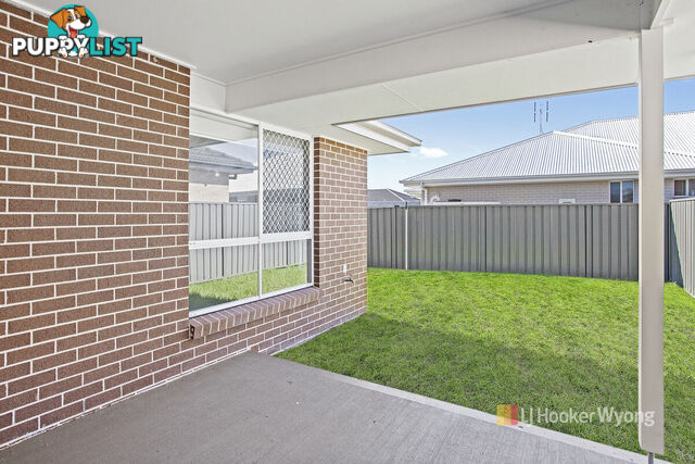 32 Creswell Street WADALBA NSW 2259