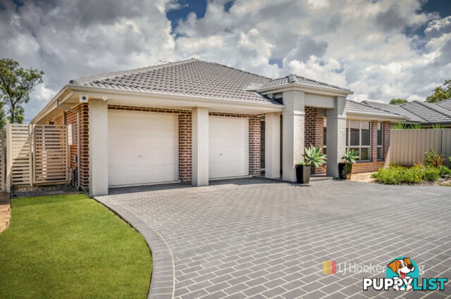 11 Capri Close WOONGARRAH NSW 2259