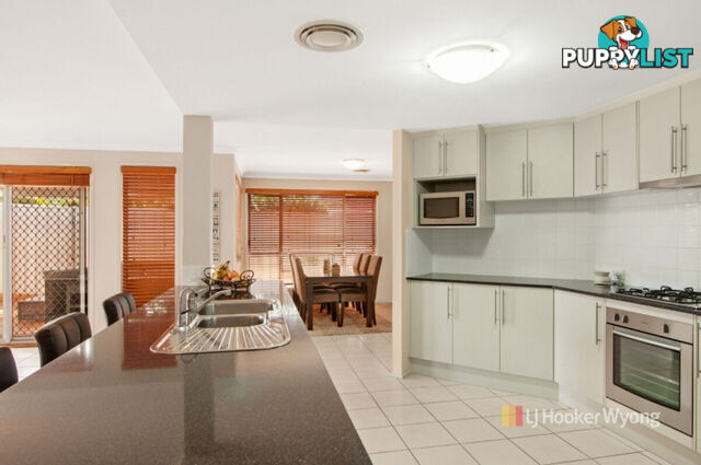 11 Capri Close WOONGARRAH NSW 2259