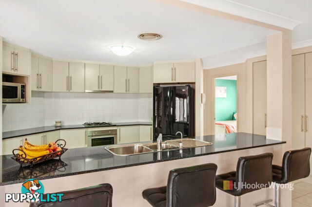 11 Capri Close WOONGARRAH NSW 2259