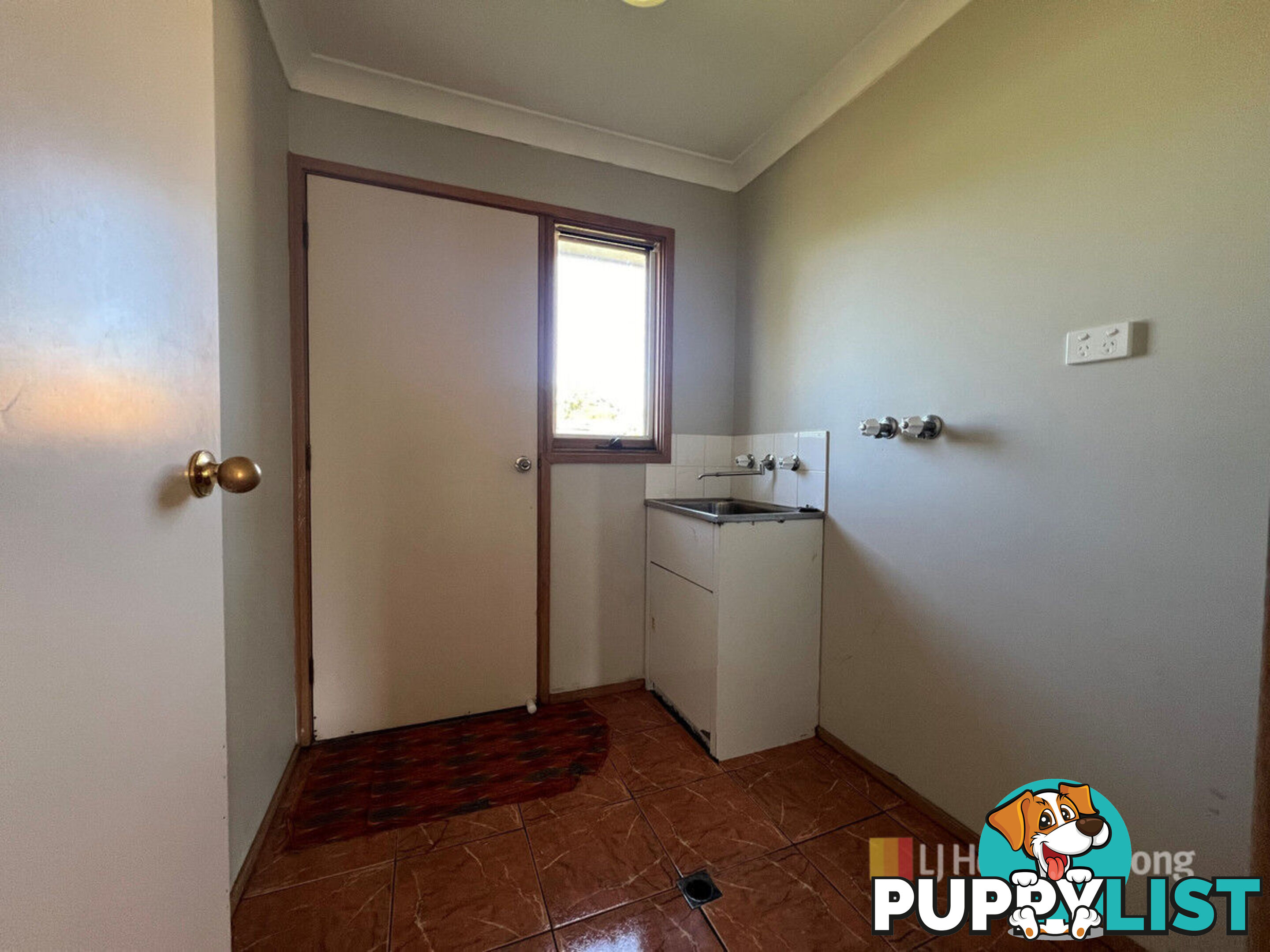 11 Glading Close LAKE HAVEN NSW 2263