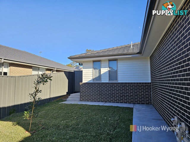 13b Glenelg Avenue WADALBA NSW 2259