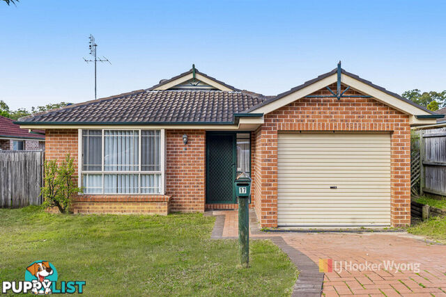 17 Ambrosius Court TUGGERAH NSW 2259