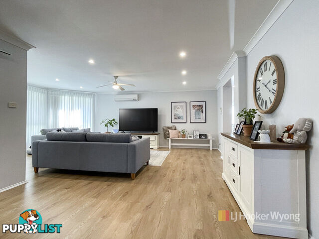 11 Greenhaven Circuit WOONGARRAH NSW 2259