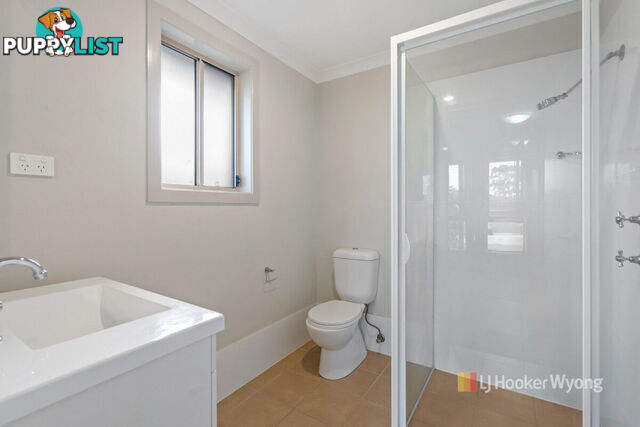 13 Oakmont Place WOONGARRAH NSW 2259