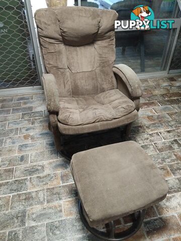 Lounge Suite Recliners