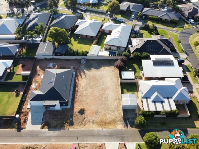 12 Hakea Street SWAN HILL VIC 3585