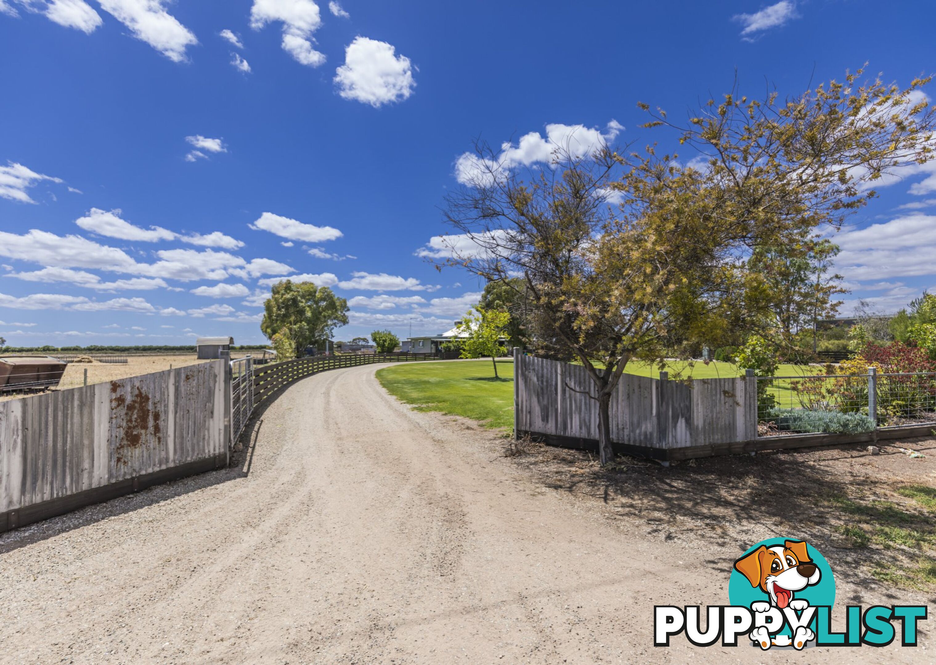 86 Lake Road WOORINEN SOUTH VIC 3588