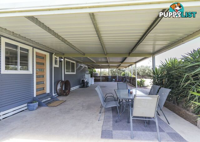 86 Lake Road WOORINEN SOUTH VIC 3588