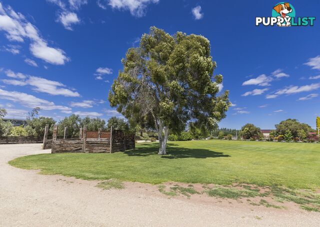 86 Lake Road WOORINEN SOUTH VIC 3588