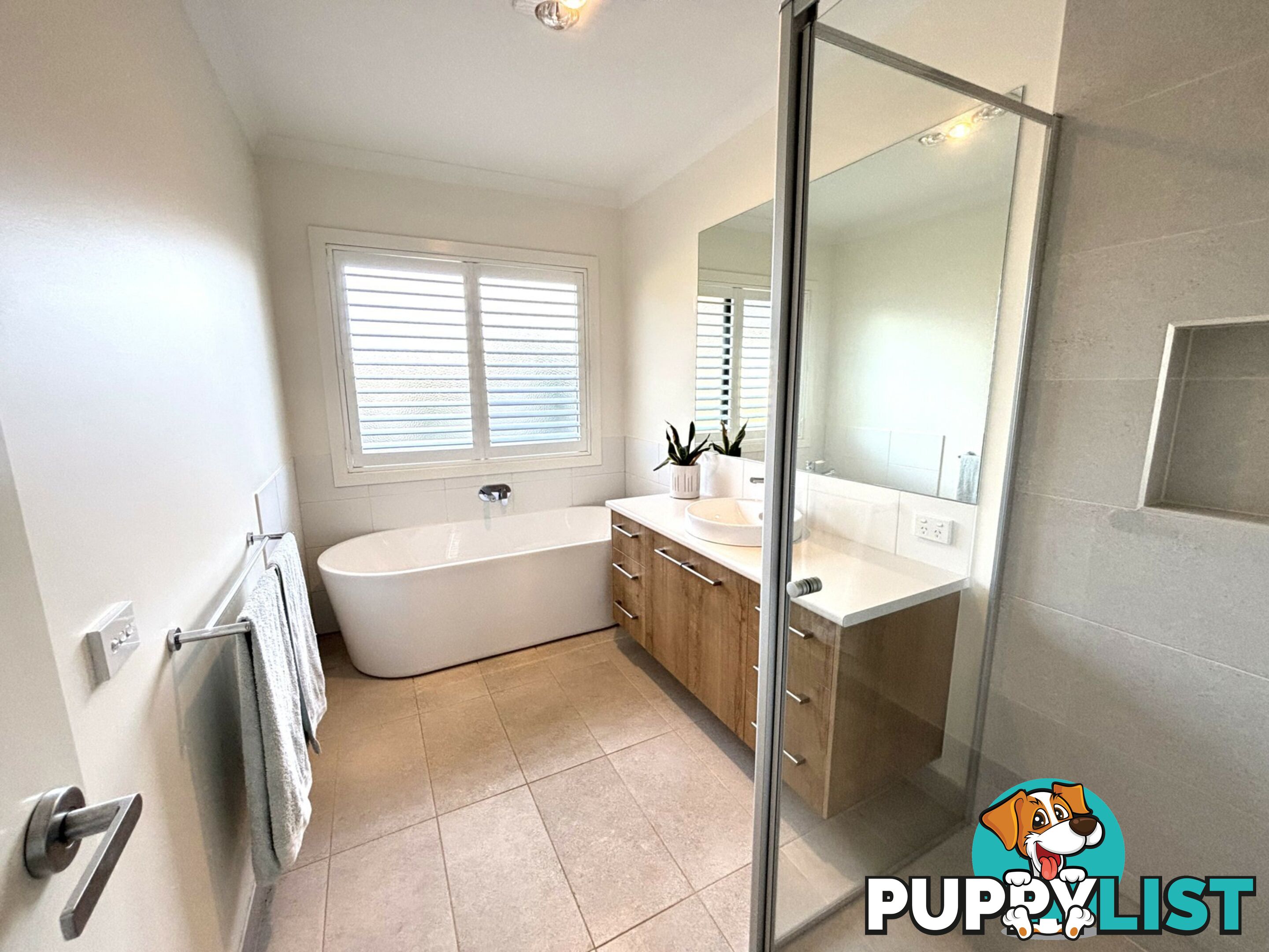 23 Boobialla Drive SWAN HILL VIC 3585