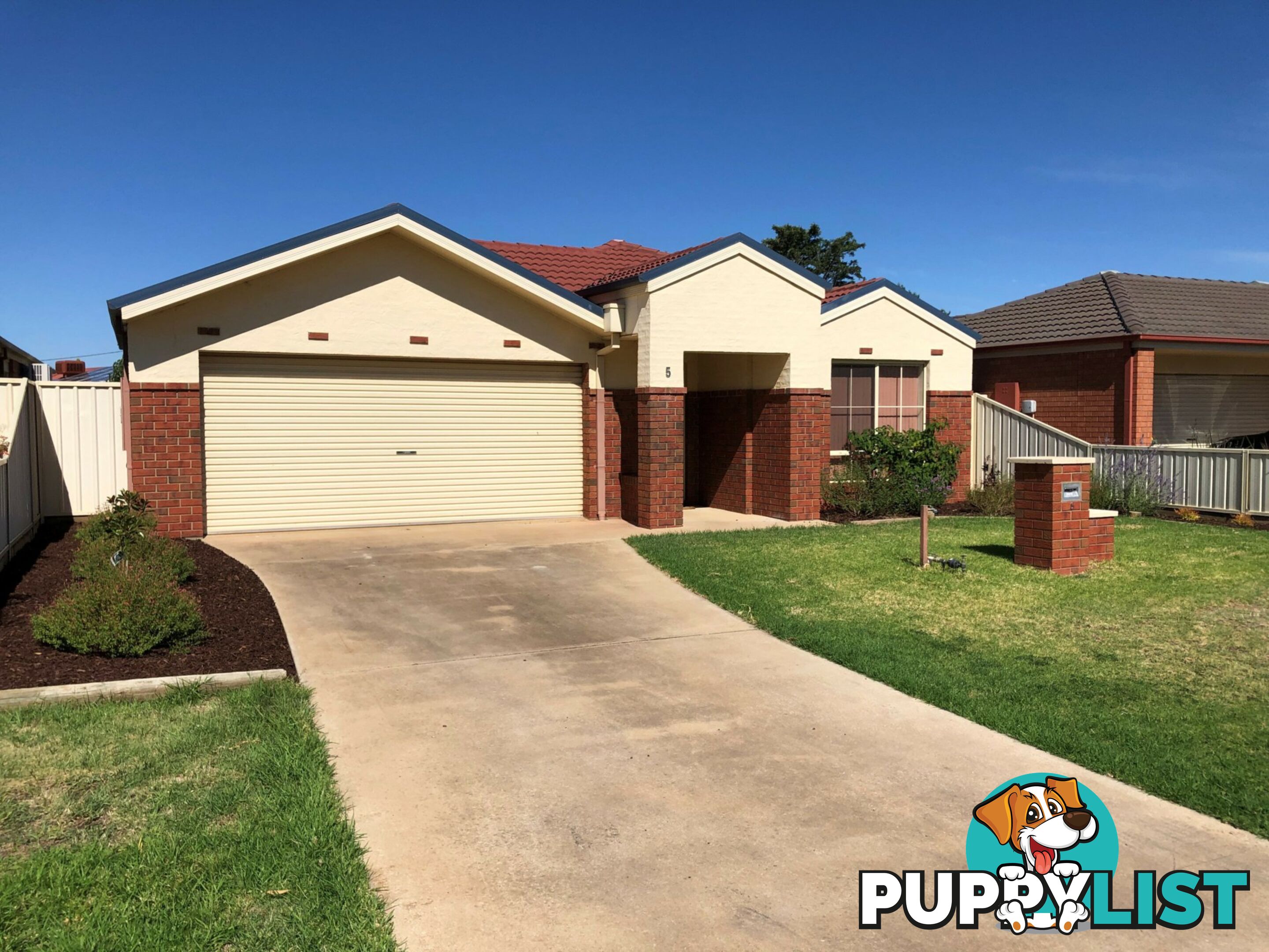 5 Gaethan Drive SWAN HILL VIC 3585
