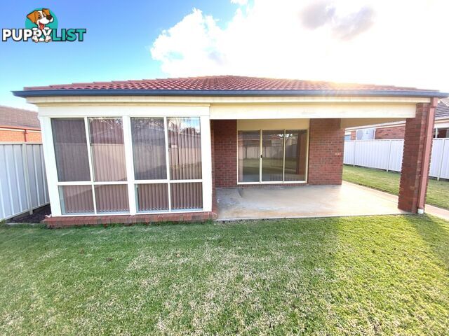 5 Gaethan Drive SWAN HILL VIC 3585