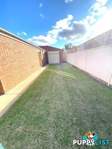 5 Gaethan Drive SWAN HILL VIC 3585